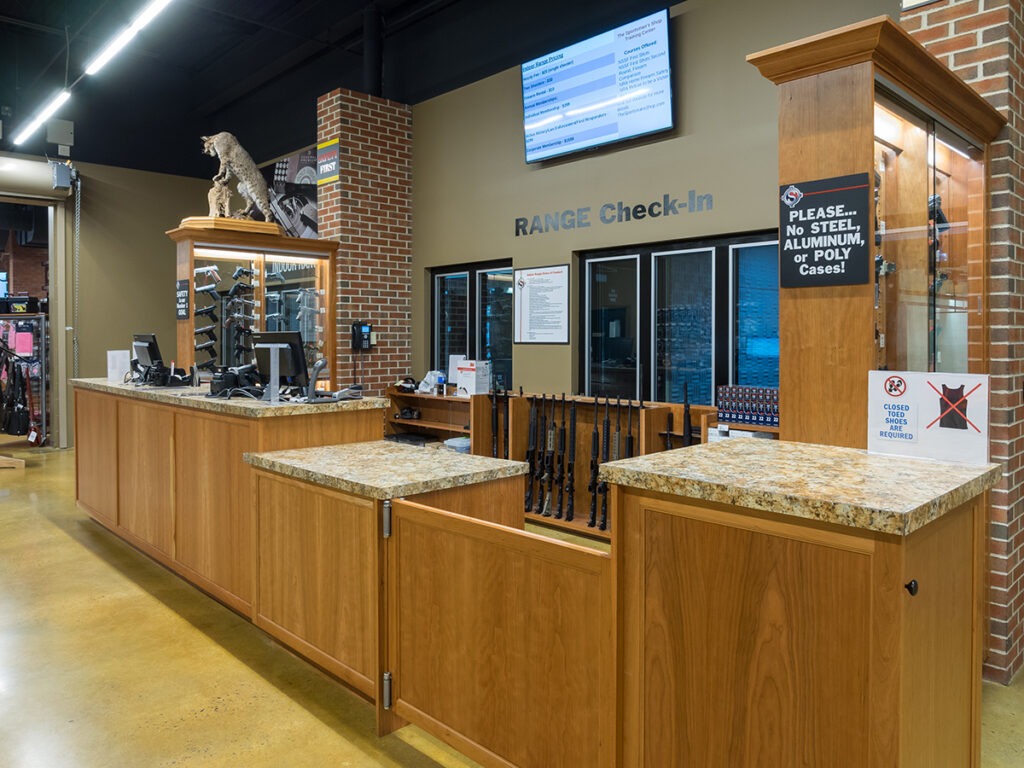 The Sportsman's Shop Range Desk