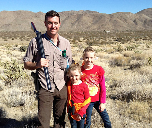 U.S. Representative Duncan Hunter with his daughters, Sarah and Elizabeth.