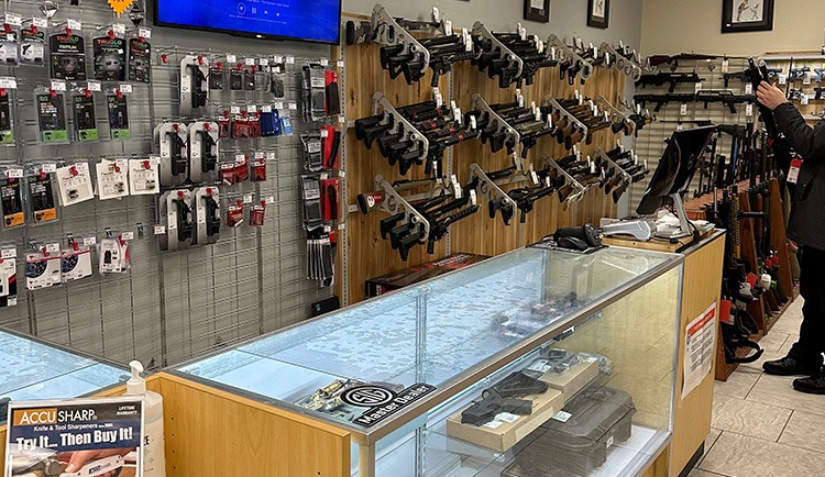 Davenport Guns - Rental Counter